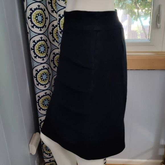 Tribal Scalloped Denim Skirt NWOT - Picture 2 of 4